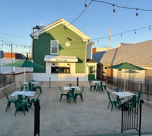 Homespun-Charles Town-patio-2